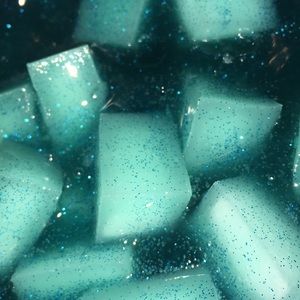 Blue sparkles jelly cube slime
